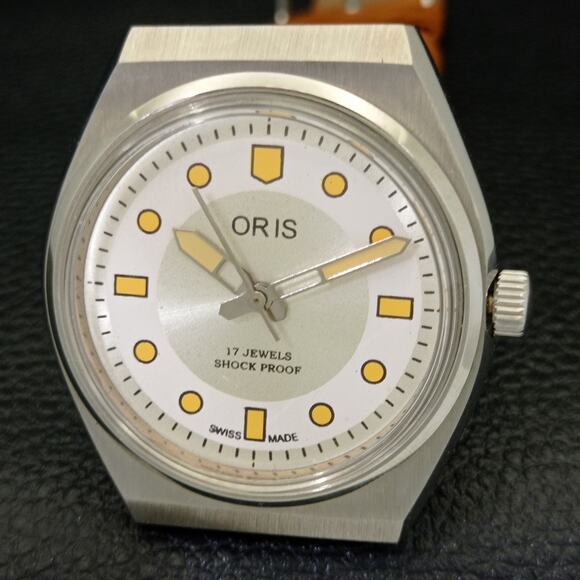 Oris Men's Silver and Tan Watch - Picture 3 of 9